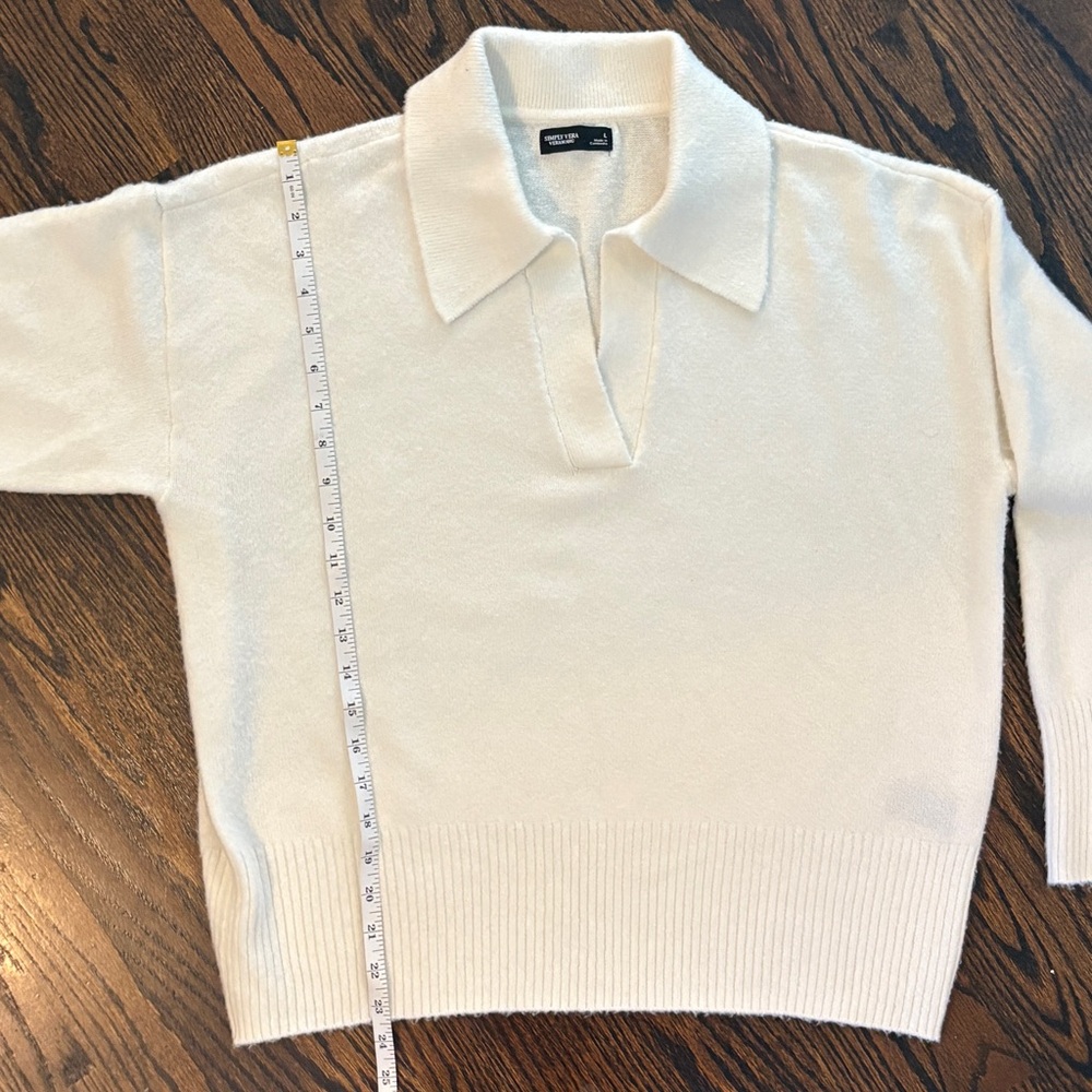 Simply Vera Collared Sweater - Picture 5 of 8